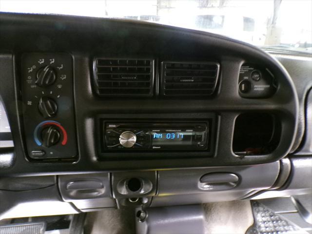 used 2001 Dodge Ram 1500 car, priced at $6,995