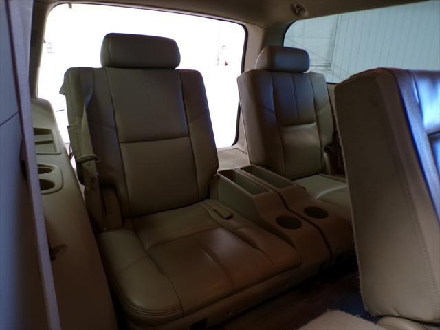used 2007 Chevrolet Suburban car, priced at $5,995