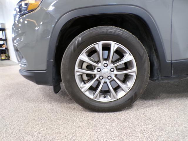 used 2021 Jeep Cherokee car, priced at $15,995