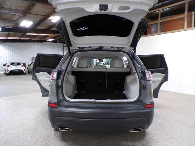 used 2021 Jeep Cherokee car, priced at $15,995