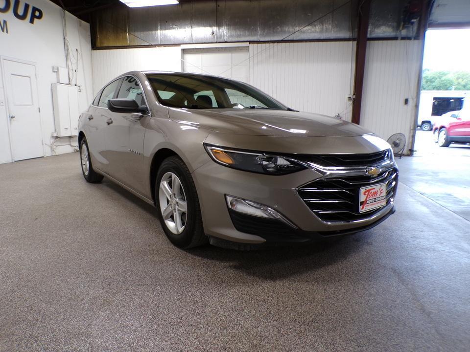 used 2022 Chevrolet Malibu car, priced at $13,495