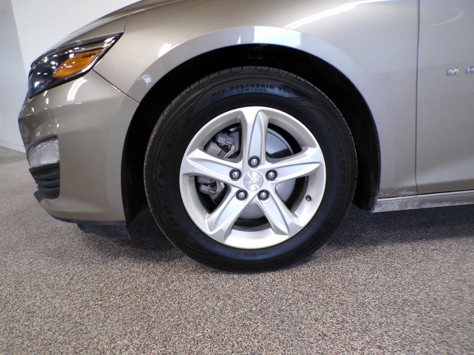 used 2022 Chevrolet Malibu car, priced at $13,495