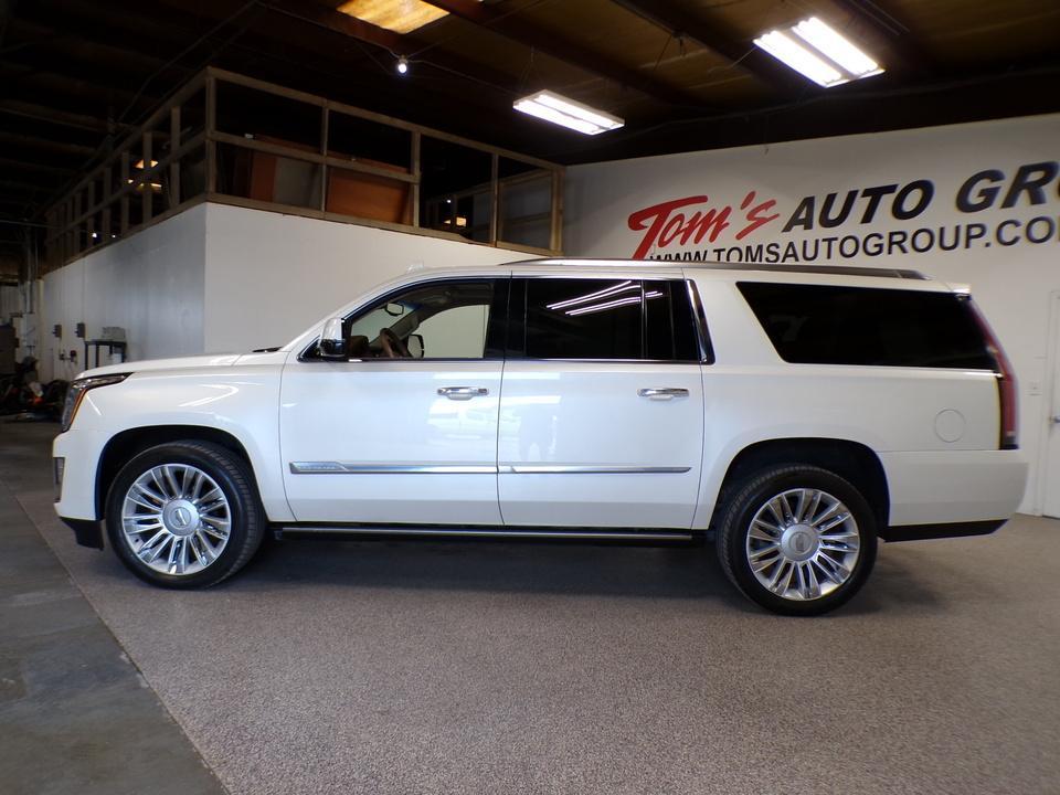 used 2015 Cadillac Escalade ESV car, priced at $16,995