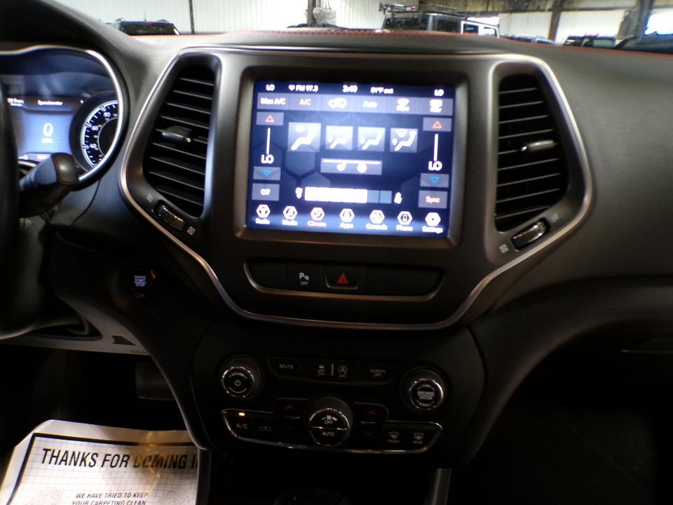 used 2019 Jeep Cherokee car, priced at $15,995