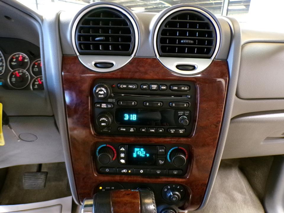 used 2006 GMC Envoy car, priced at $8,995