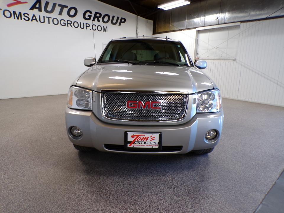used 2006 GMC Envoy car, priced at $8,995