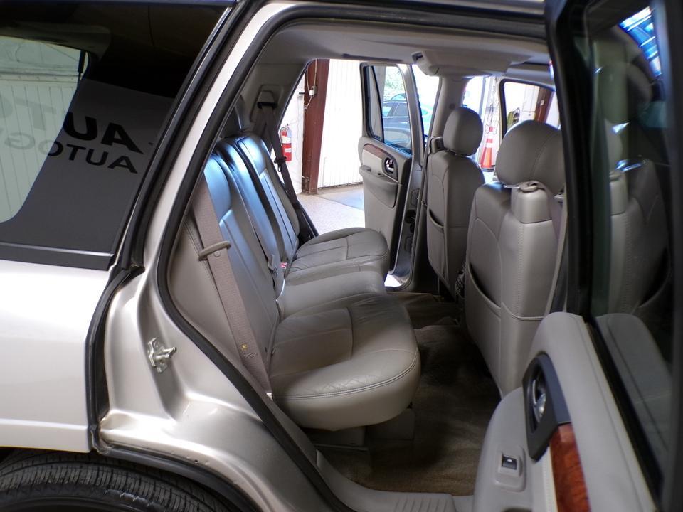 used 2006 GMC Envoy car, priced at $8,995