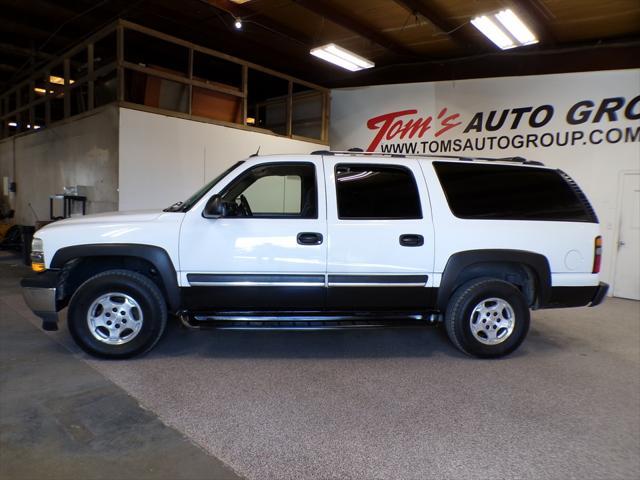 used 2005 Chevrolet Suburban car, priced at $5,995