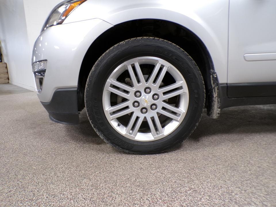used 2013 Chevrolet Traverse car, priced at $10,995