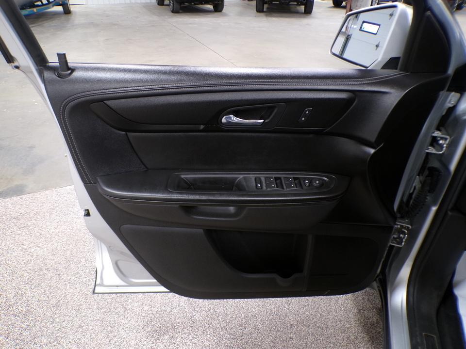 used 2013 Chevrolet Traverse car, priced at $10,995