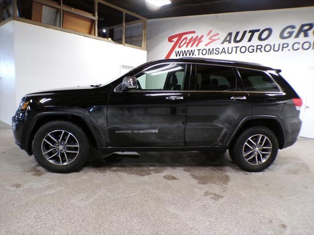 used 2017 Jeep Grand Cherokee car, priced at $17,995