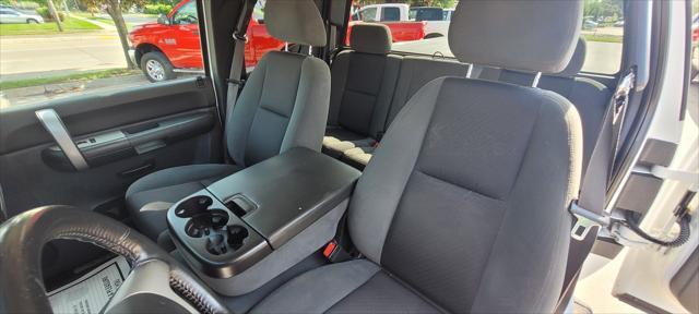 used 2009 Chevrolet Silverado 1500 car, priced at $11,995