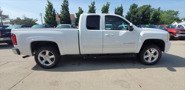 used 2009 Chevrolet Silverado 1500 car, priced at $11,995