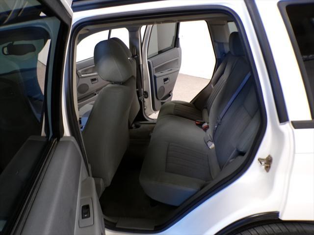 used 2006 Jeep Grand Cherokee car, priced at $3,995