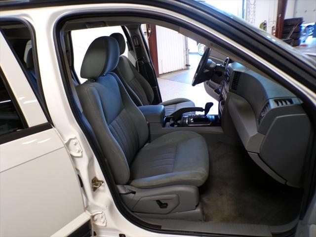 used 2006 Jeep Grand Cherokee car, priced at $3,995