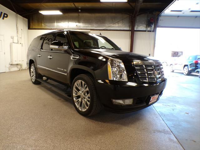 used 2014 Cadillac Escalade ESV car, priced at $6,995