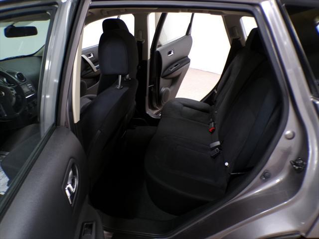 used 2015 Nissan Rogue Select car, priced at $9,500