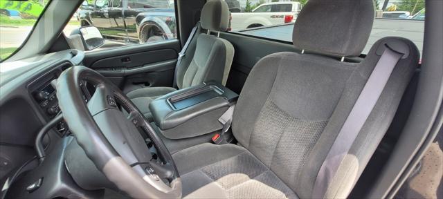 used 2004 Chevrolet Silverado 2500 car, priced at $13,995