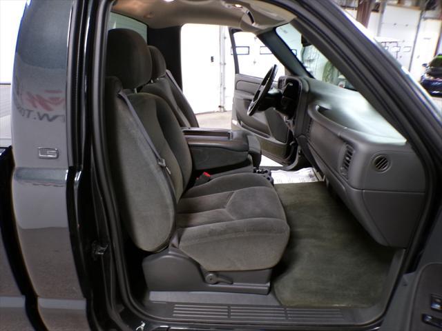 used 2004 Chevrolet Silverado 2500 car, priced at $13,995