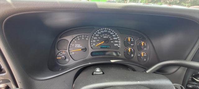 used 2004 Chevrolet Silverado 2500 car, priced at $13,995