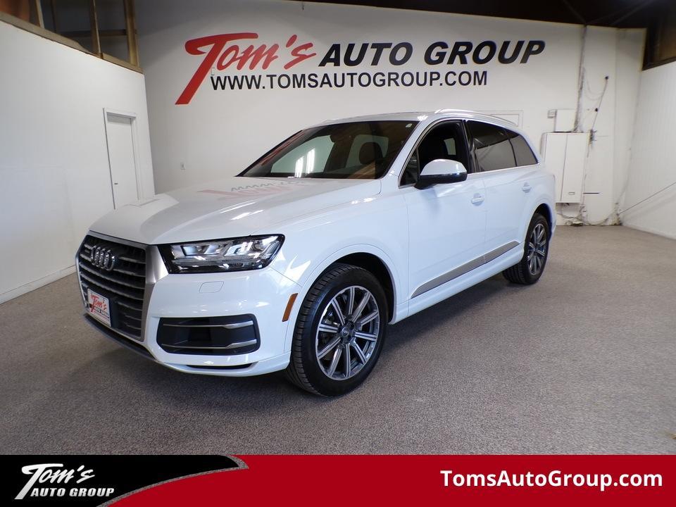 used 2017 Audi Q7 car, priced at $17,995