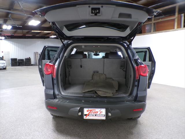 used 2012 Chevrolet Traverse car, priced at $7,995