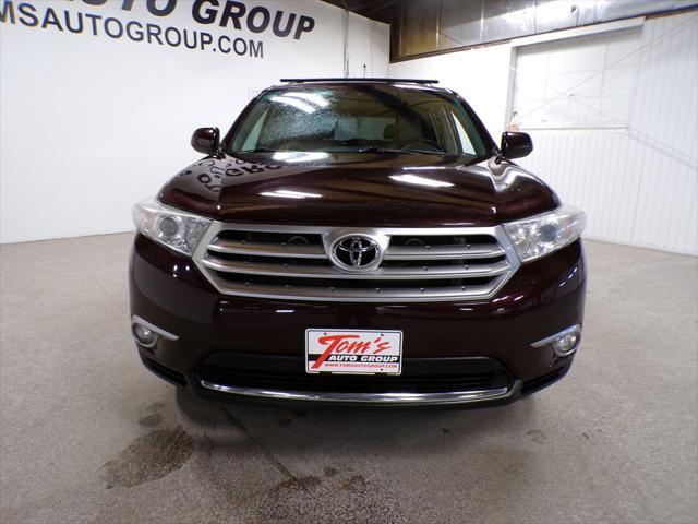 used 2012 Toyota Highlander car, priced at $12,995