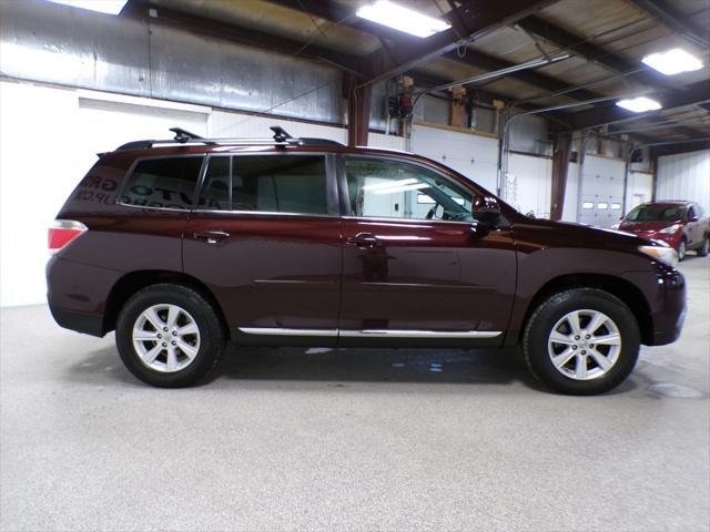 used 2012 Toyota Highlander car, priced at $12,995