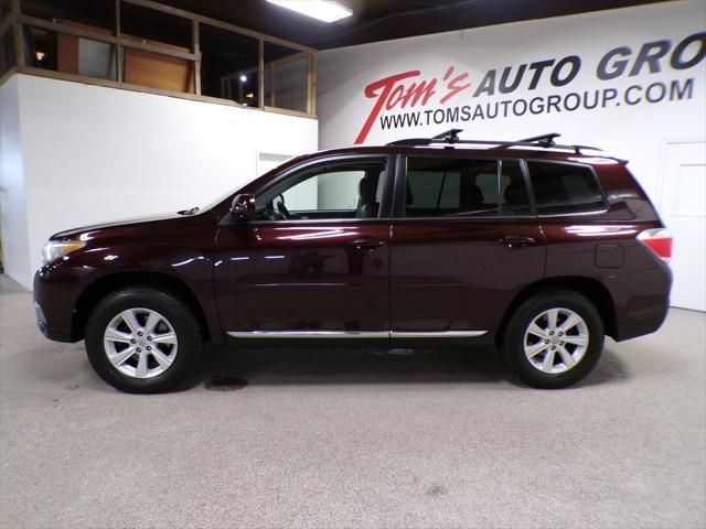 used 2012 Toyota Highlander car, priced at $12,995