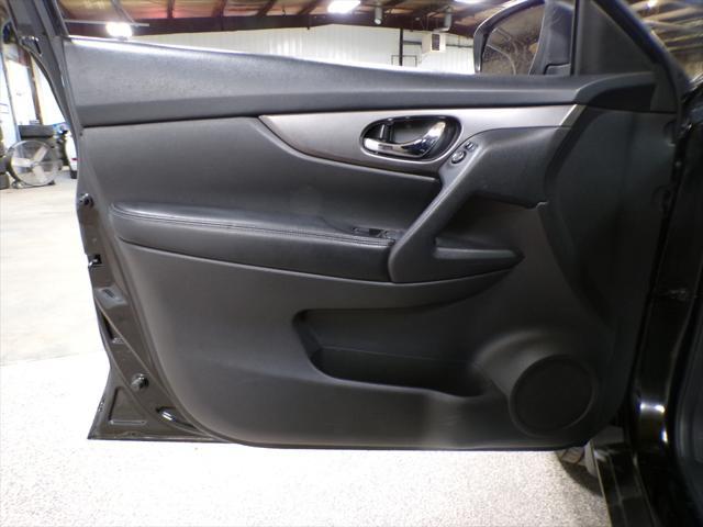 used 2015 Nissan Rogue car, priced at $9,995