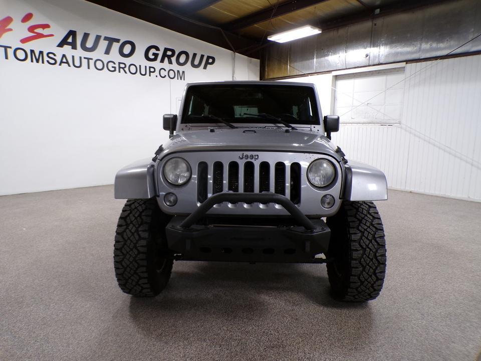 used 2014 Jeep Wrangler Unlimited car, priced at $12,995