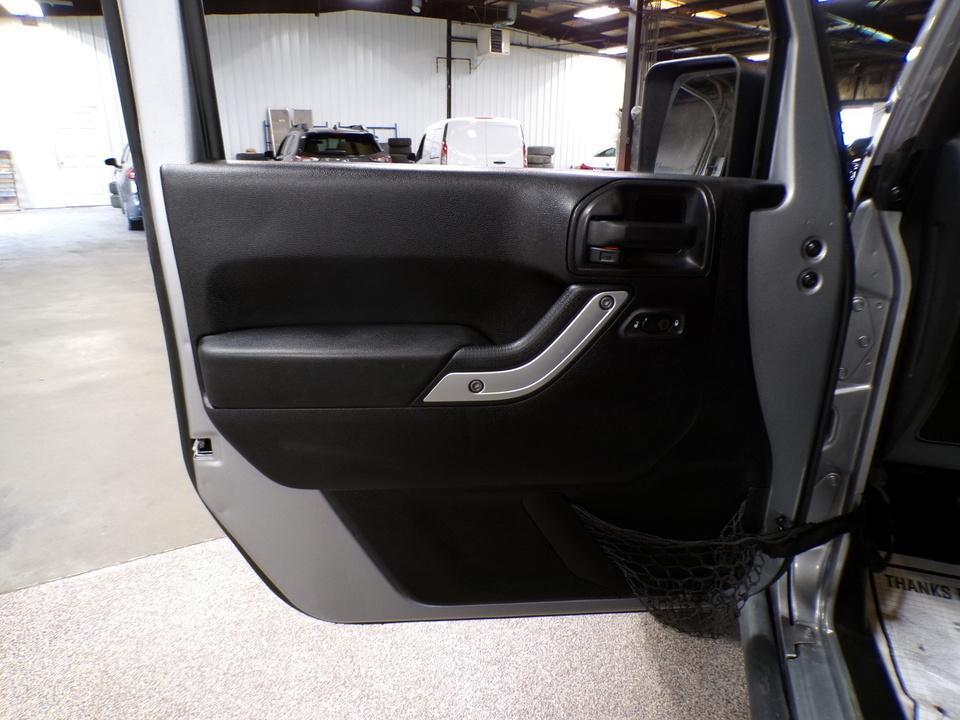 used 2014 Jeep Wrangler Unlimited car, priced at $12,995