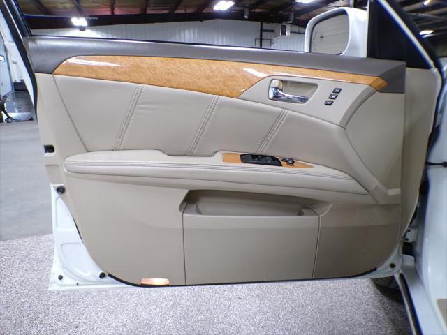 used 2006 Toyota Avalon car, priced at $6,995