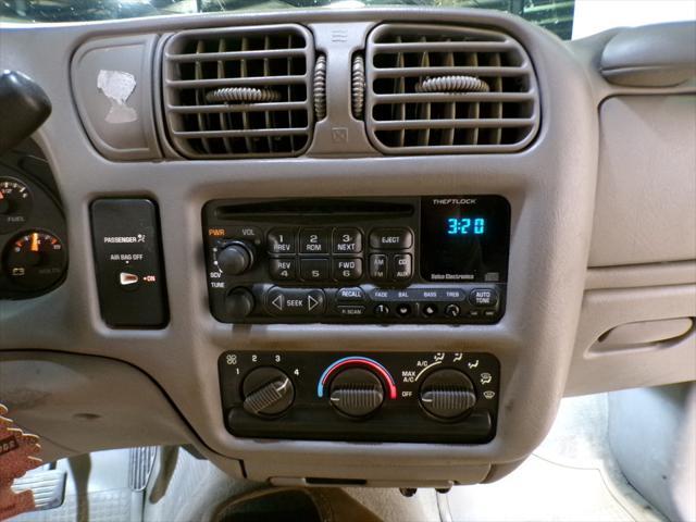 used 2001 Chevrolet S-10 car, priced at $2,495