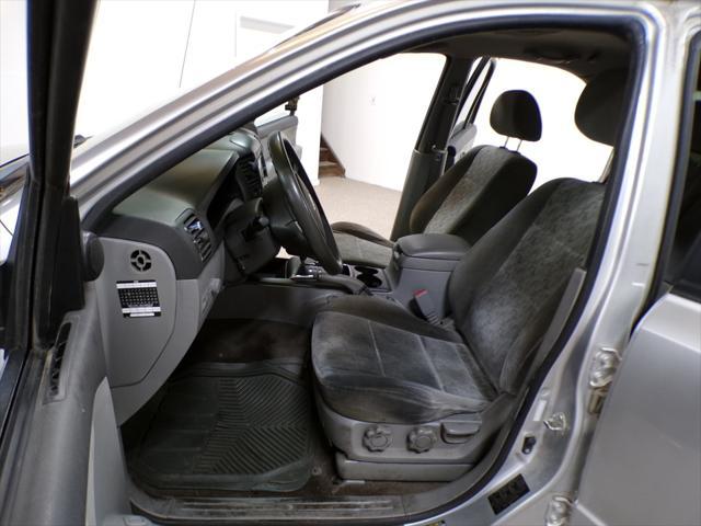 used 2008 Kia Sorento car, priced at $2,195