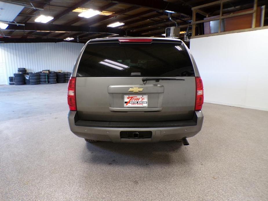 used 2007 Chevrolet Suburban car, priced at $9,995