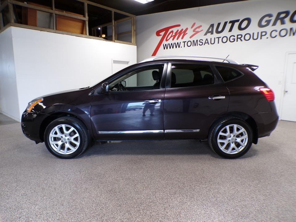 used 2013 Nissan Rogue car, priced at $9,995