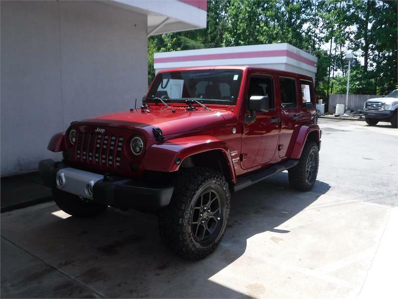 used 2012 Jeep Wrangler Unlimited car, priced at $15,950