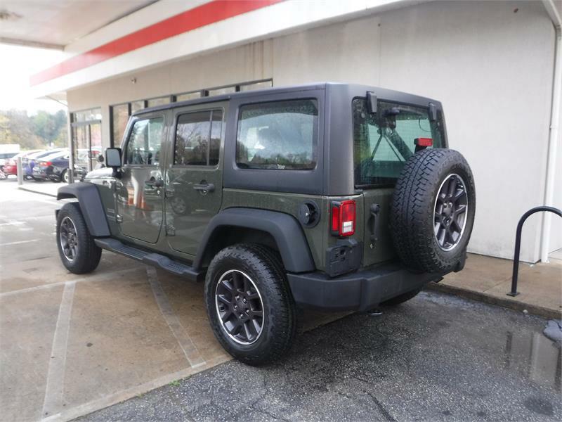 used 2015 Jeep Wrangler Unlimited car, priced at $15,500