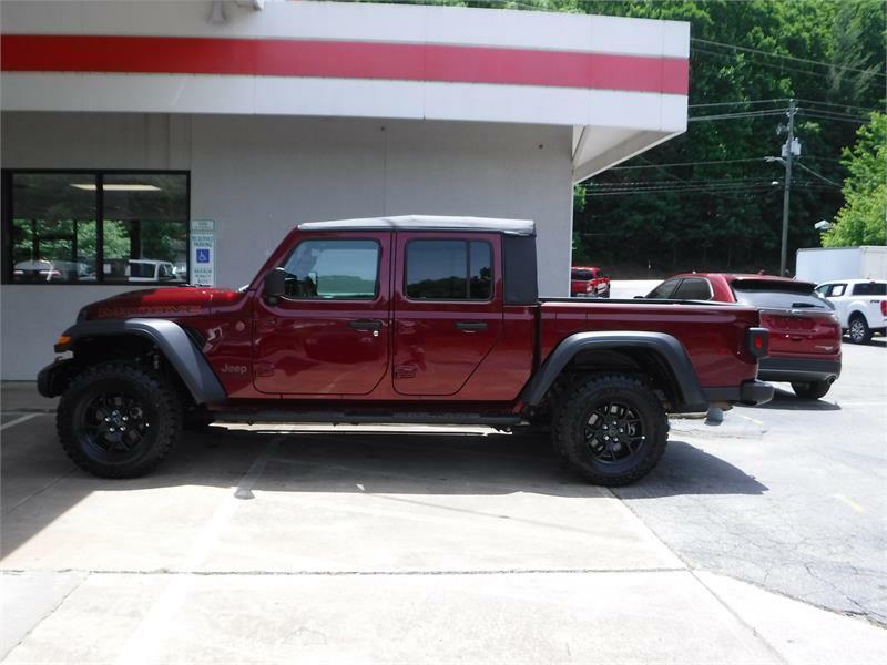 used 2021 Jeep Gladiator car, priced at $32,950