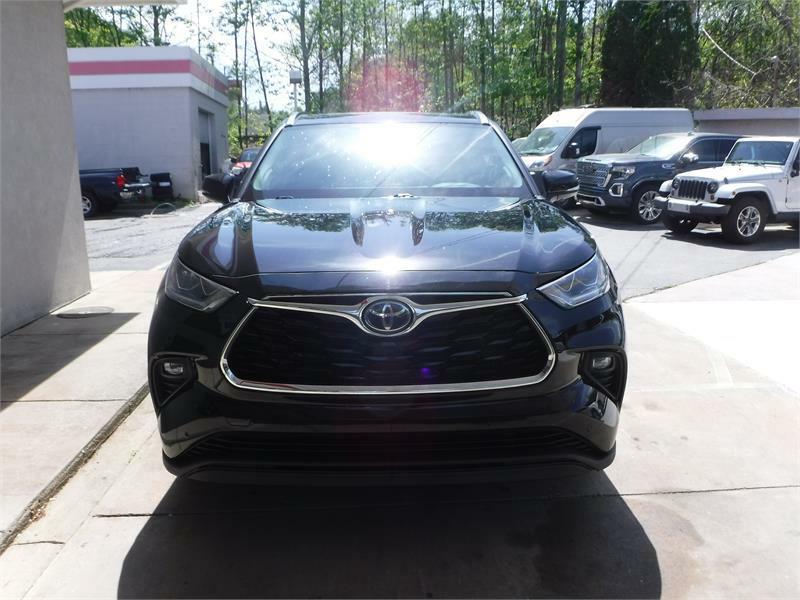 used 2020 Toyota Highlander car, priced at $28,950