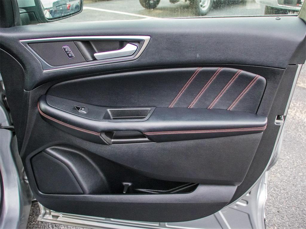 used 2022 Ford Edge car, priced at $29,210