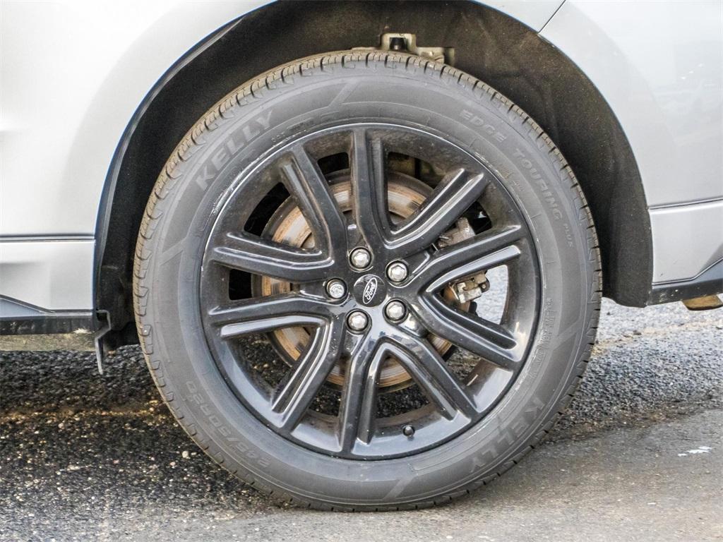 used 2022 Ford Edge car, priced at $29,210
