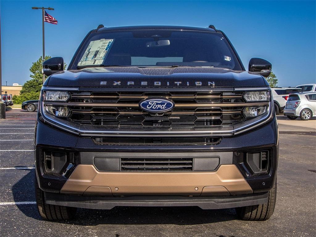 new 2025 Ford Expedition Max car, priced at $88,710