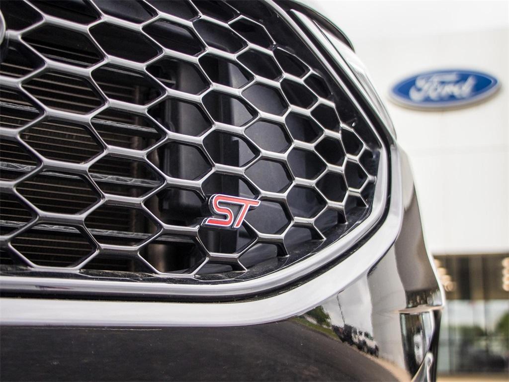 used 2021 Ford Edge car, priced at $29,990