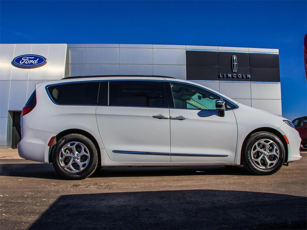 used 2023 Chrysler Pacifica car, priced at $28,888