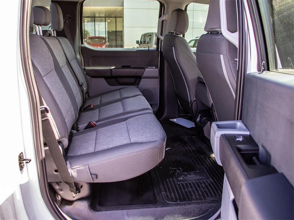 new 2025 Ford F-250 car, priced at $52,806