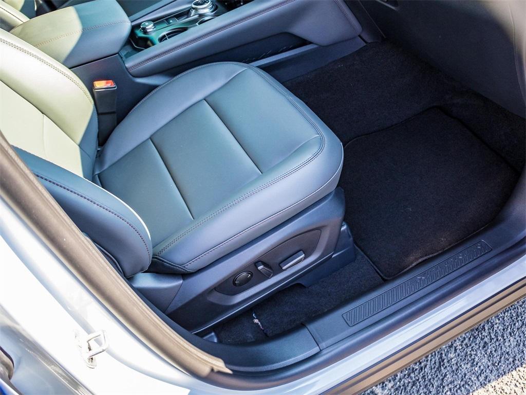 new 2025 Ford Explorer car, priced at $43,825