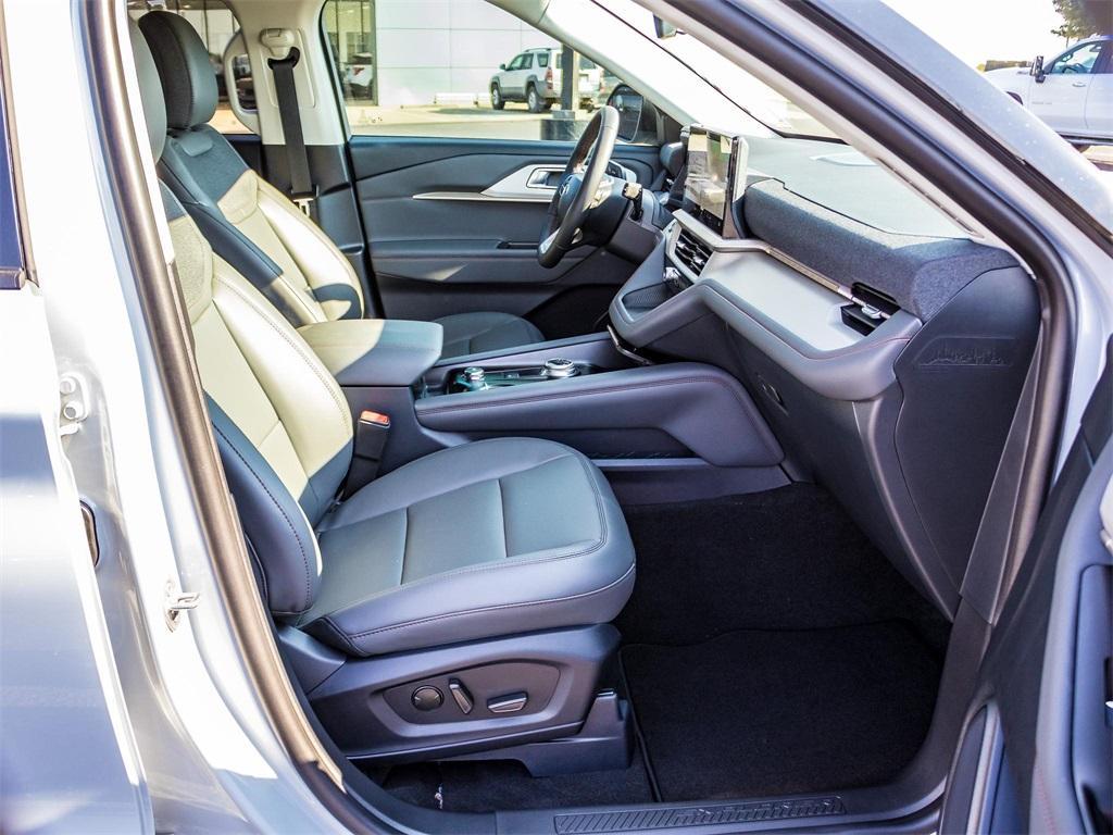 new 2025 Ford Explorer car, priced at $43,825