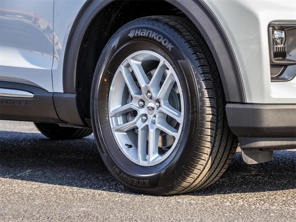 new 2025 Ford Explorer car, priced at $43,825